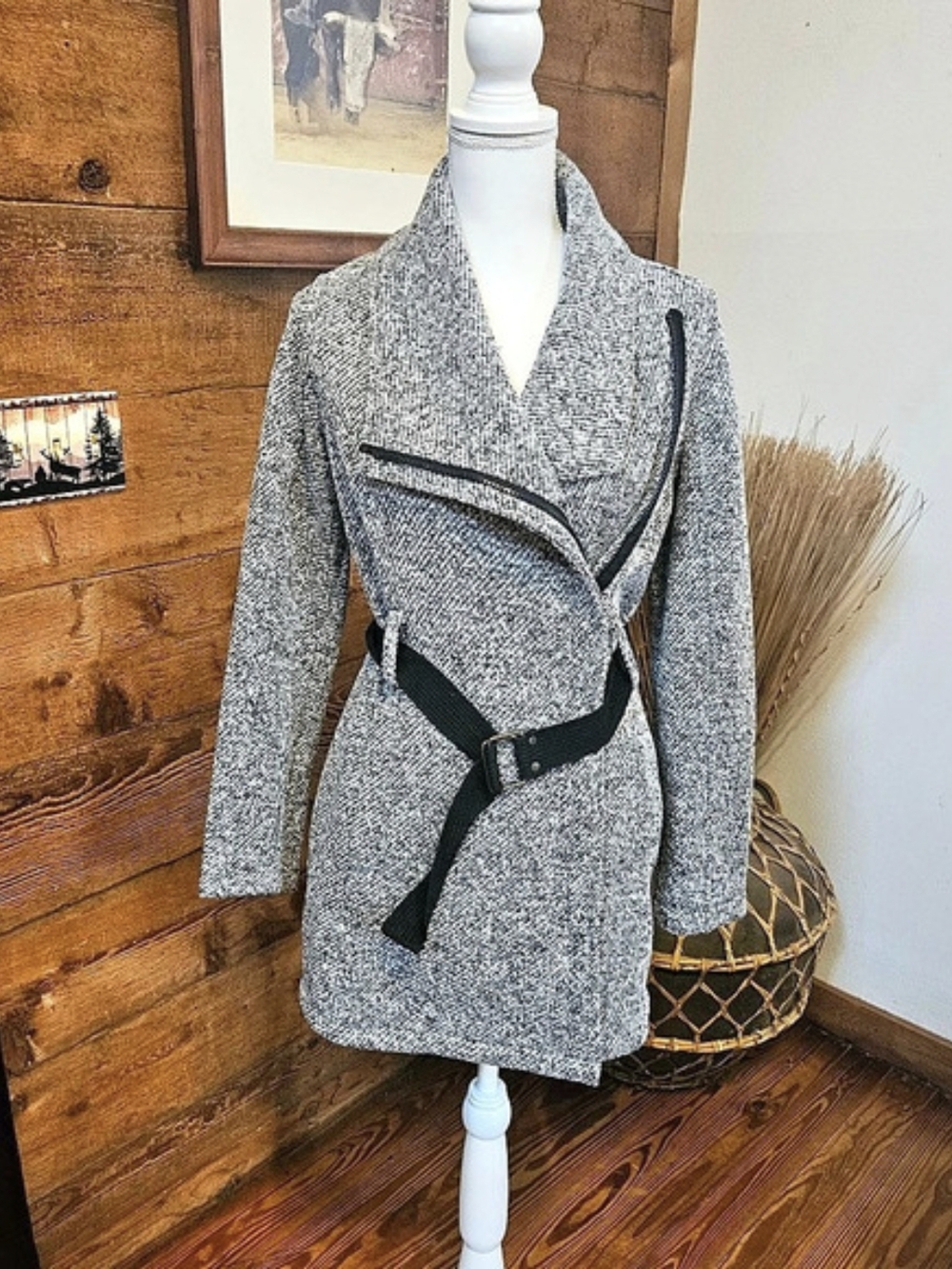 Steve Madden Belted Asymmetrical Gray Black Jacket Size Medium Like New
